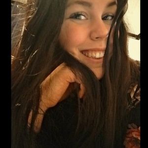 Meet your Posher, Jade